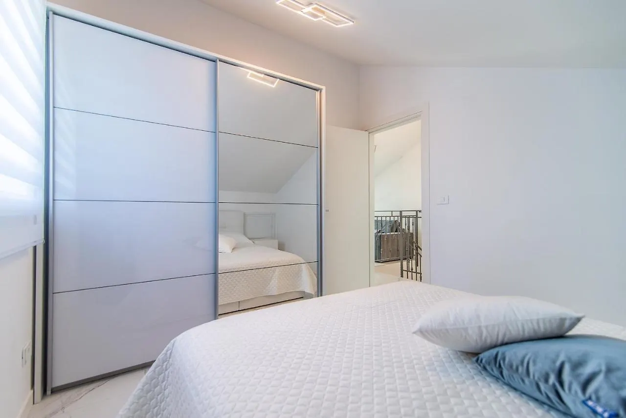 Luxury Apartment Queens Dramalj Croatia